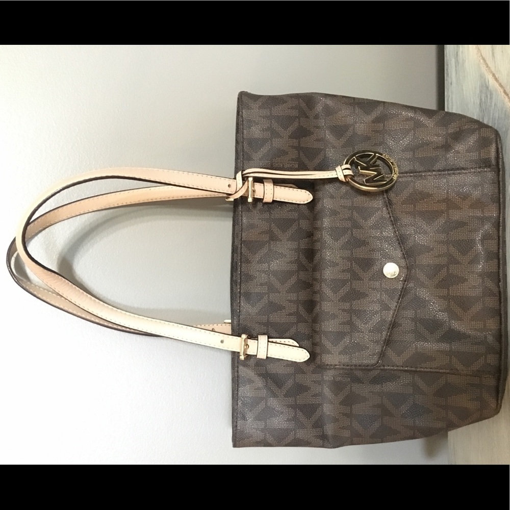 Michael Kors purse